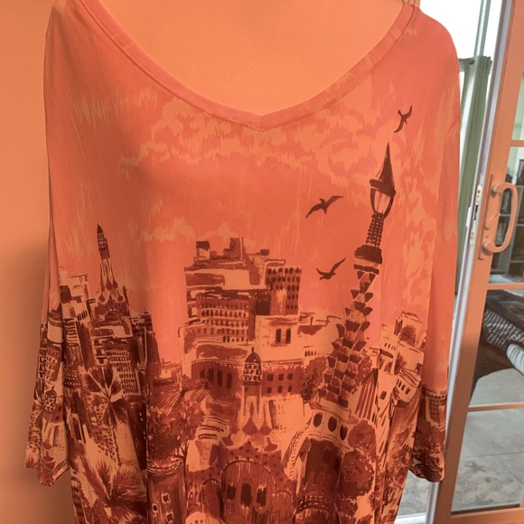 Catherines Tops - Catherines plus size 1X cityscape gorgeous top